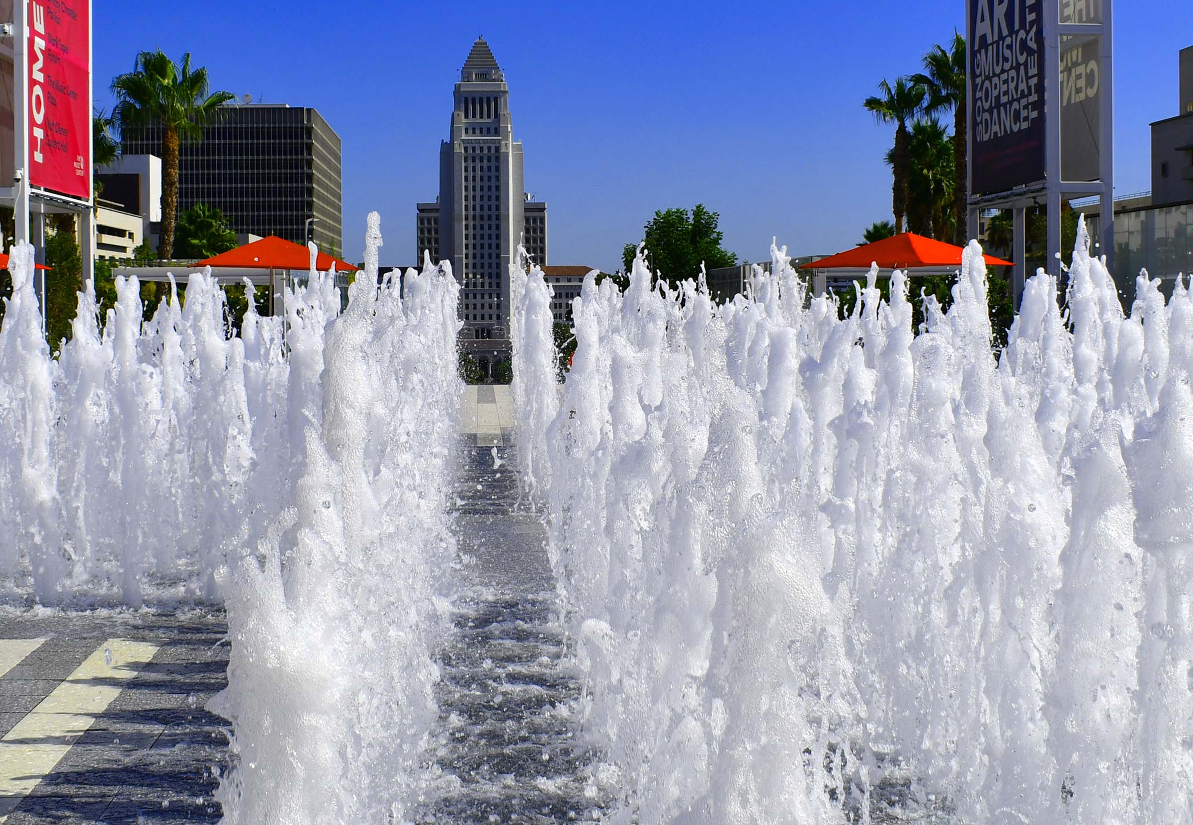 Water Fountain Medium