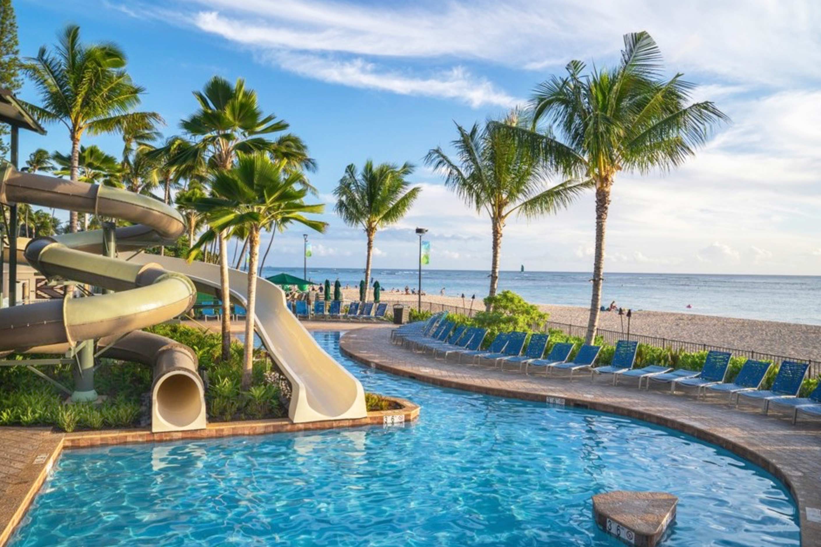 Hospitaltiy and Resort with water tube slide